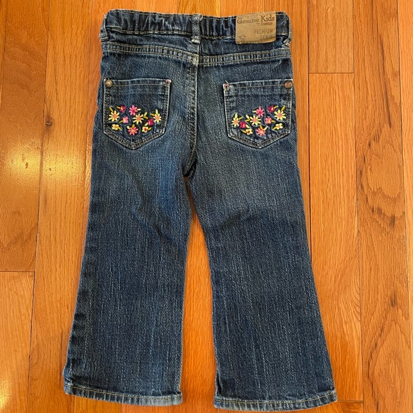 Genuine Toddler boot cut adjustable waist jeans size 2T - Picture 5 of 5